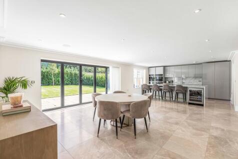 Fairmile Lane, Cobham, KT11 photo 3