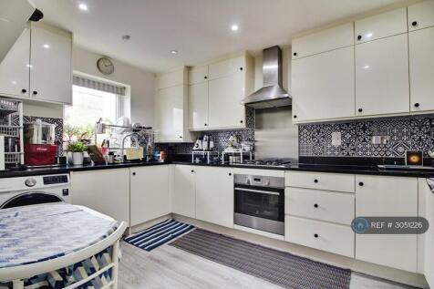 Capa Taro Way, Harrow, HA2 photo 4