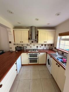 Oakwood Lane, Barnton, CW8 photo 5
