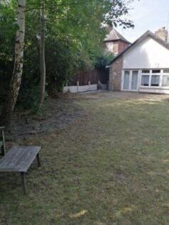 oundle-drive-ng8-1bn-1056336