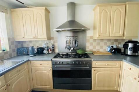 Harrington Close, Newbury photo 3