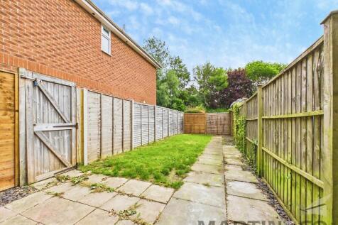 33dda64e-CAM02697...