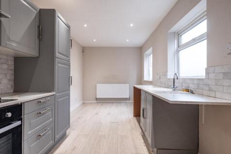 Gibson Terrace, Ryton, Tyne and Wear, NE40 3UD photo 5