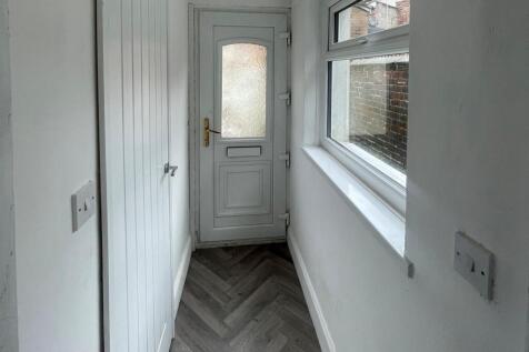 Back Hallway.jpg