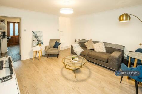 Jersey Road, London, E16 photo 5