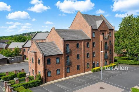Argyle Close Wordsley 2.jpg