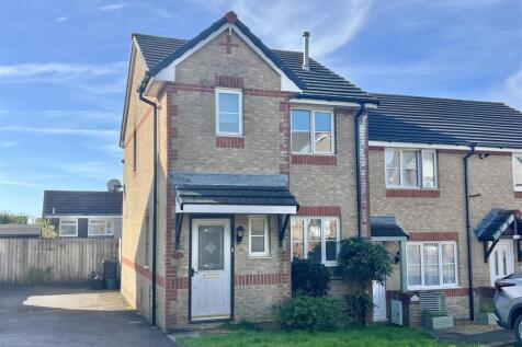 St Austell, PL25 - property photo