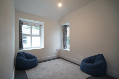 Snug Room.png
