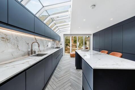 Kitchen 1
