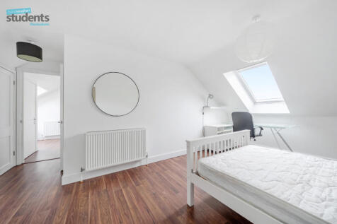 6b8525a1-8e37-4bf...