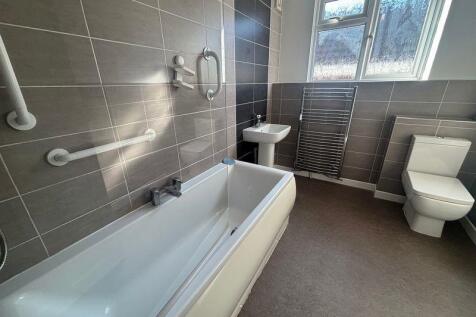 Rossendale Way, Nuneaton photo 4