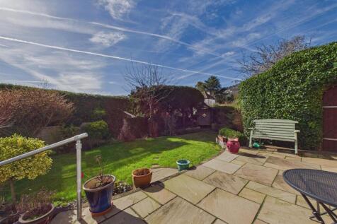 CAM03972G0-PR0263-STILL023.jpg