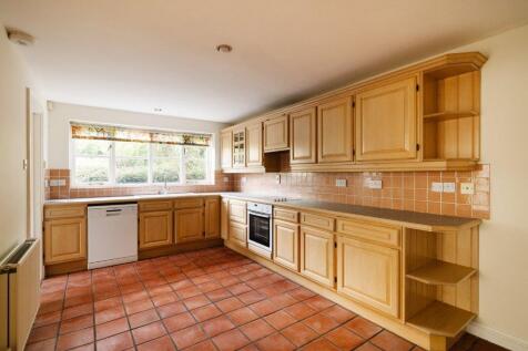 Cotsview - Kitchen 1.jpg