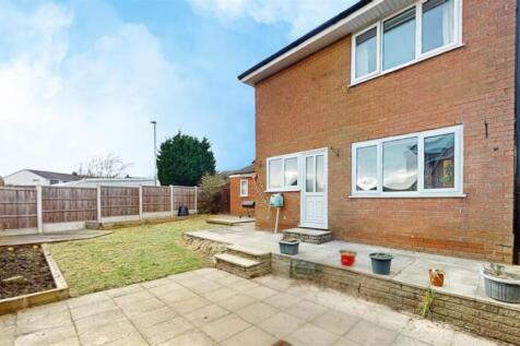 Markfield Crescent Rear Garden