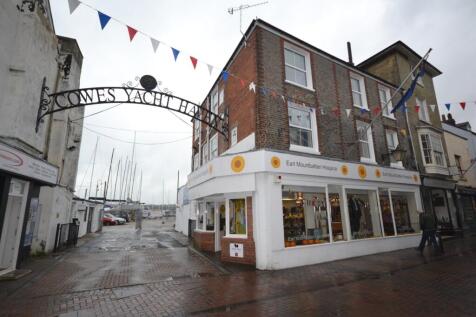 2-bed flat on High Street, Cowes, PO31, £970/mo