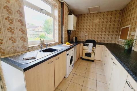 48 Alexandra Road photo 3