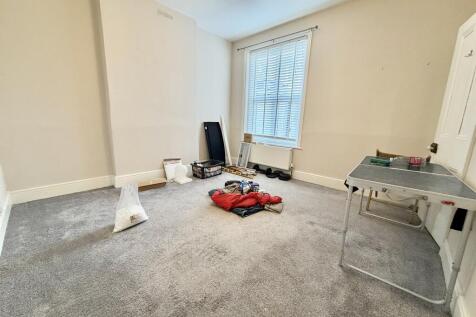 Markham Road, Charminster,  photo 5