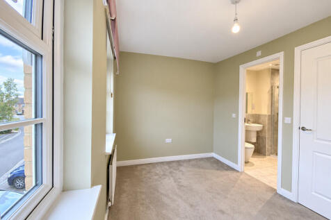 Farro Drive, York photo 5
