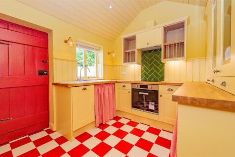 7 woodbank drive-11.jpg
