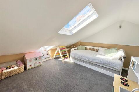 Loft Room.jpg