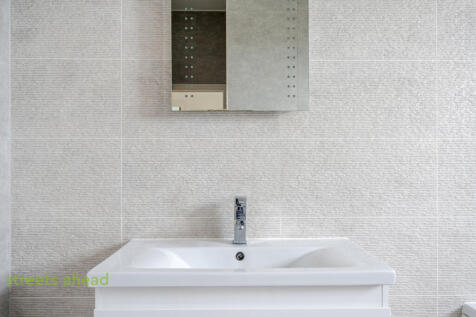 d2c4239d-0c94-449...