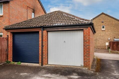 6-Abinger-Close-1.jpg