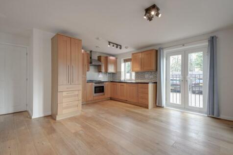 Open-plan living area/kitchen