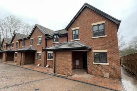 3 bedroom house in Central Aldershot Location
