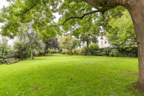 Communal gardens