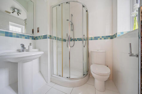 1361344-22-68dd3c...