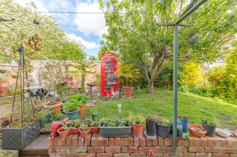 Garden E.jpg