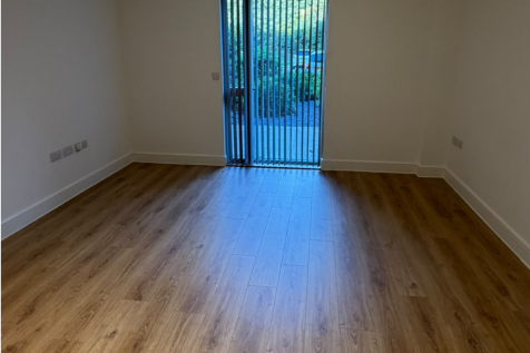 Apartment 12 photo 3