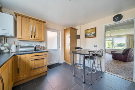 1330127-13-6883ba...