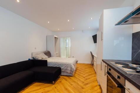 1-bed house on Hastings Street, Loughborough, £932/mo
