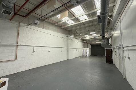 Light Industrial to rent Image 3
