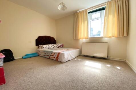 Keymer Court, Burgess Hill, West Sussex, RH15 photo 4