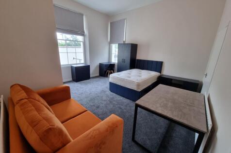 Flat 3, 4 Beauchamp Hill, Leamington Spa photo 3