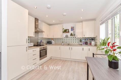 Lounge/Kitchen
