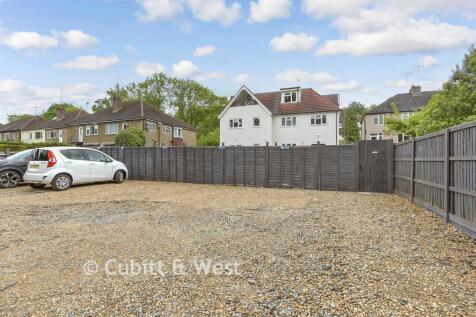 Driveway/Parking