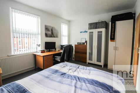4-bed terraced on £135pppw Cottesmore Road, Lenton, Nottingham, £2,340/mo