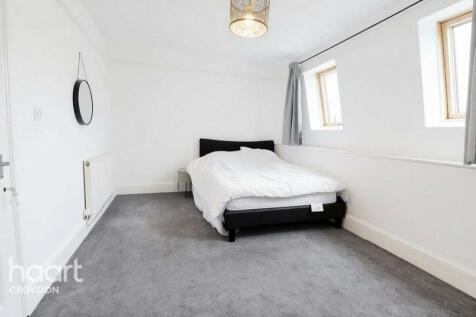 Beulah Road, THORNTON HEATH photo 4
