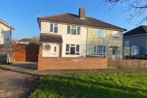 Spacious 3-Bedroom Semi-Detached House