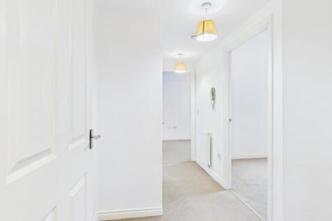 CAM04922G0-PR0090-STILL001