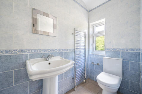 1343861-20-68b575...