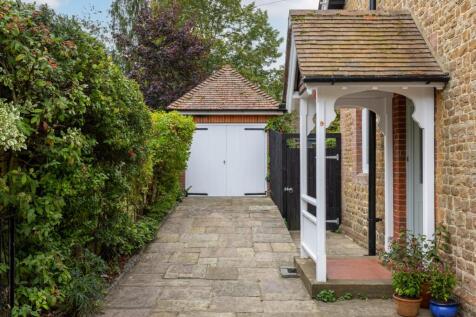 Off Road Parking (2)