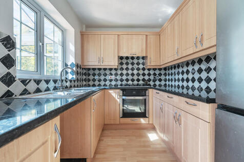 1319924-6-686f9d4...