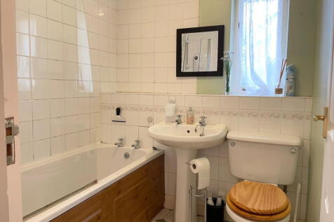 Acre Moss Lane, Kendal photo 3