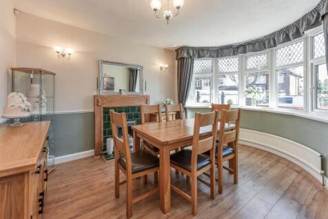 57 Queens Road-dining.jpg