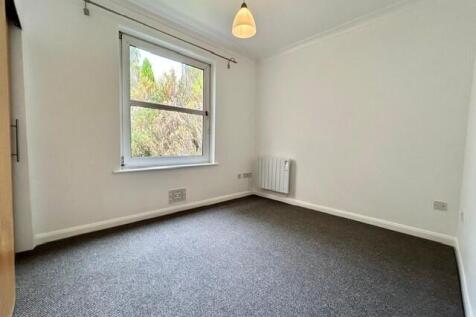 Bishopstoke Road, Eastleigh photo 4