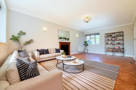 IMG_1004 - Living Room - Scandinavian - 4.jpg